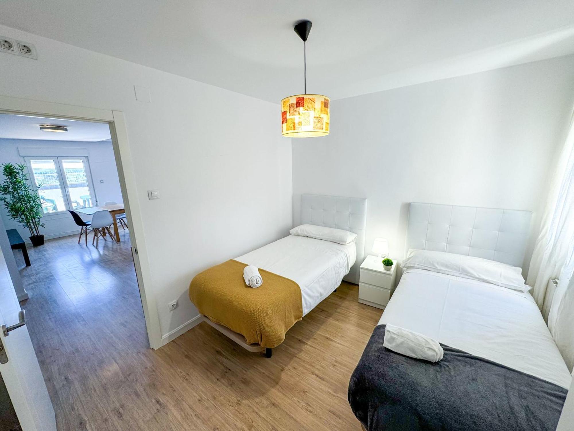 El Halcon Del Pirineo Comotucasa อูเอสกา ภายนอก รูปภาพ